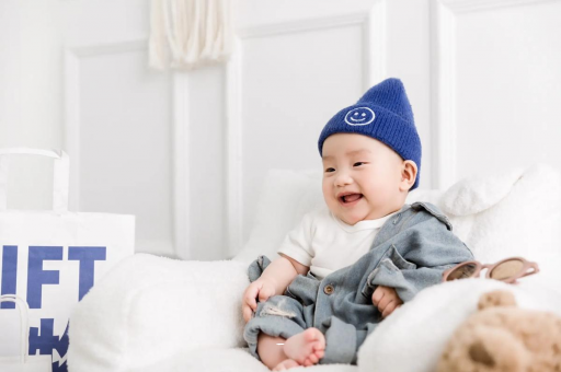 孝感4个月宝宝干呕 孝感4个月宝宝干呕